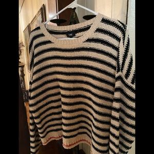 Gorgeous strip sweater